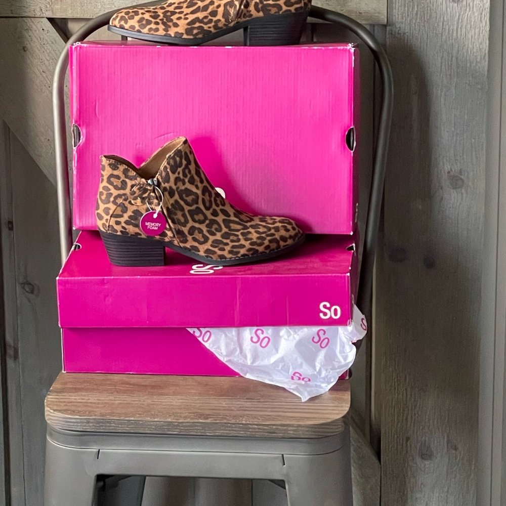 50% OFF - NIB - SO ANGELFISH LEOPARD BOOTIES MEMORYFOAM SIZE 8 OR 7.5-HAVE BOTH - Picture 3 of 5